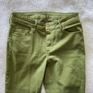 NEVER WORN Old Navy Mid Rise Rockstar Skinny Jeans